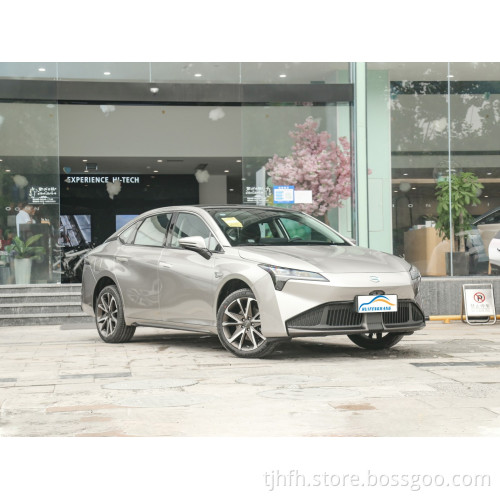 AION S Plus  Swift Sliver (COLOR)